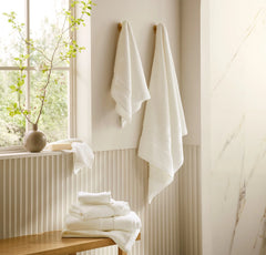 Plush Bath Towel Set